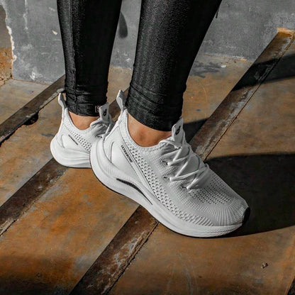 PlusGym Kit Mujer para el Gimnasio – Compra los Tenis y Recibe Smartwatch + Audífonos Bluetooth con 50% OFF