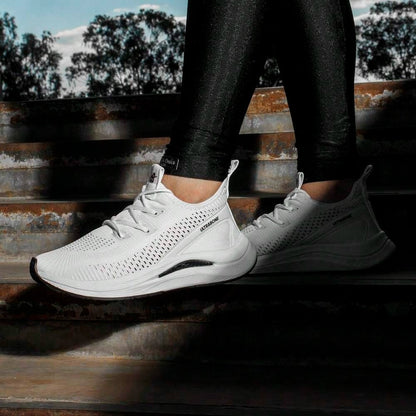 PlusGym Kit Mujer para el Gimnasio – Compra los Tenis y Recibe Smartwatch + Audífonos Bluetooth con 50% OFF