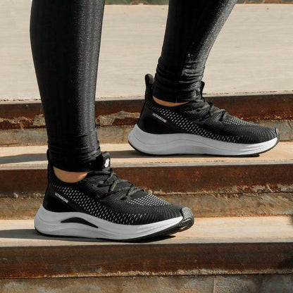 PlusGym Kit Mujer para el Gimnasio – Compra los Tenis y Recibe Smartwatch + Audífonos Bluetooth con 50% OFF