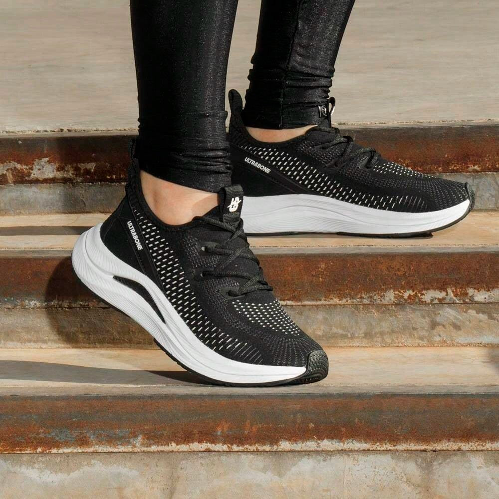 PlusGym Kit Mujer para el Gimnasio – Compra los Tenis y Recibe Smartwatch + Audífonos Bluetooth con 50% OFF