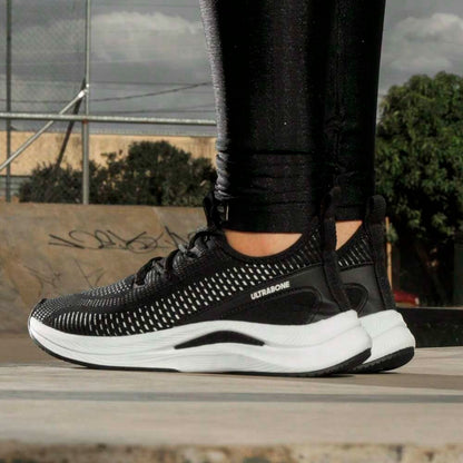 PlusGym Kit Mujer para el Gimnasio – Compra los Tenis y Recibe Smartwatch + Audífonos Bluetooth con 50% OFF